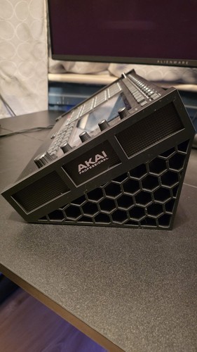 Akai mpc live stand - akai,
