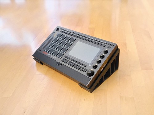 Akai mpc live iii - mpc,