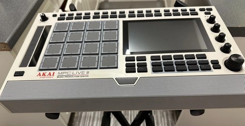 Akai mpc live iii retro - mpc, (3)
